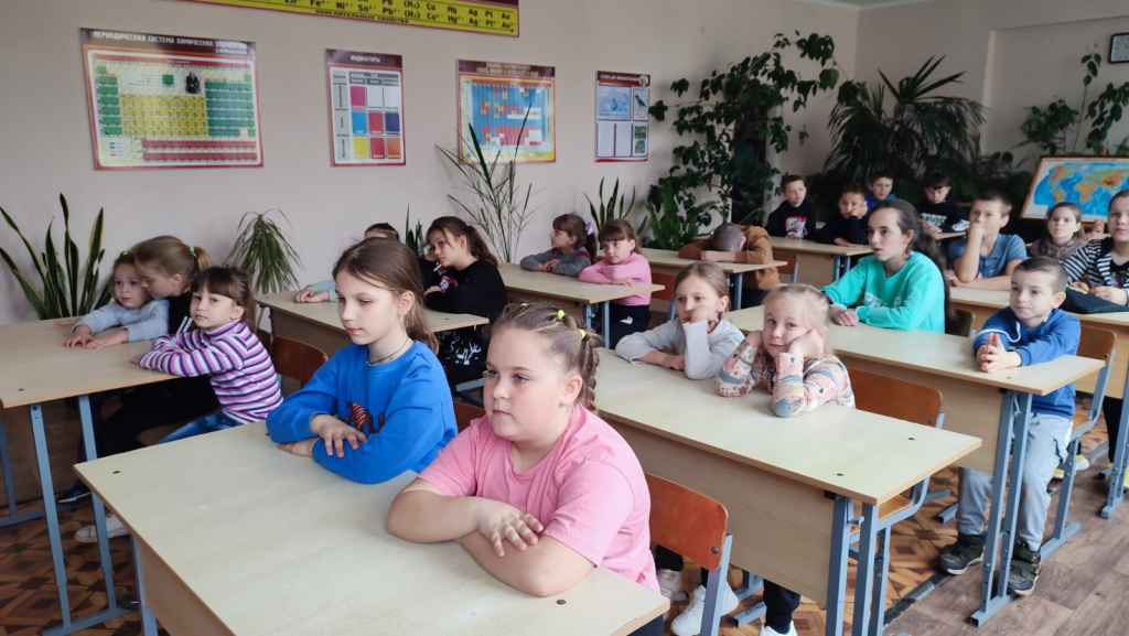 0-02-05-0f38df266dad4aab27b348c353dc42d4d8b2264ba89a30e9f756618e19d23212_63993a0d28a7b1bb.jpg 0-02-05-0f38df266dad4aab27b348c353dc42d4d8b2264ba89a30e9f756618e19d23212_63993a0d28a7b1bb.jpg